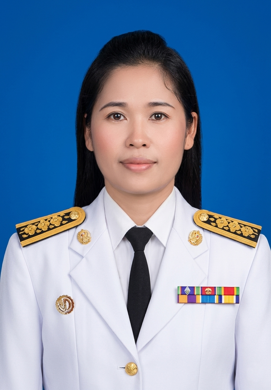 นางสาวชฎาพร นวลเพชร