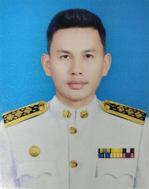นายรูสันคาร์ บาซอสิดิก